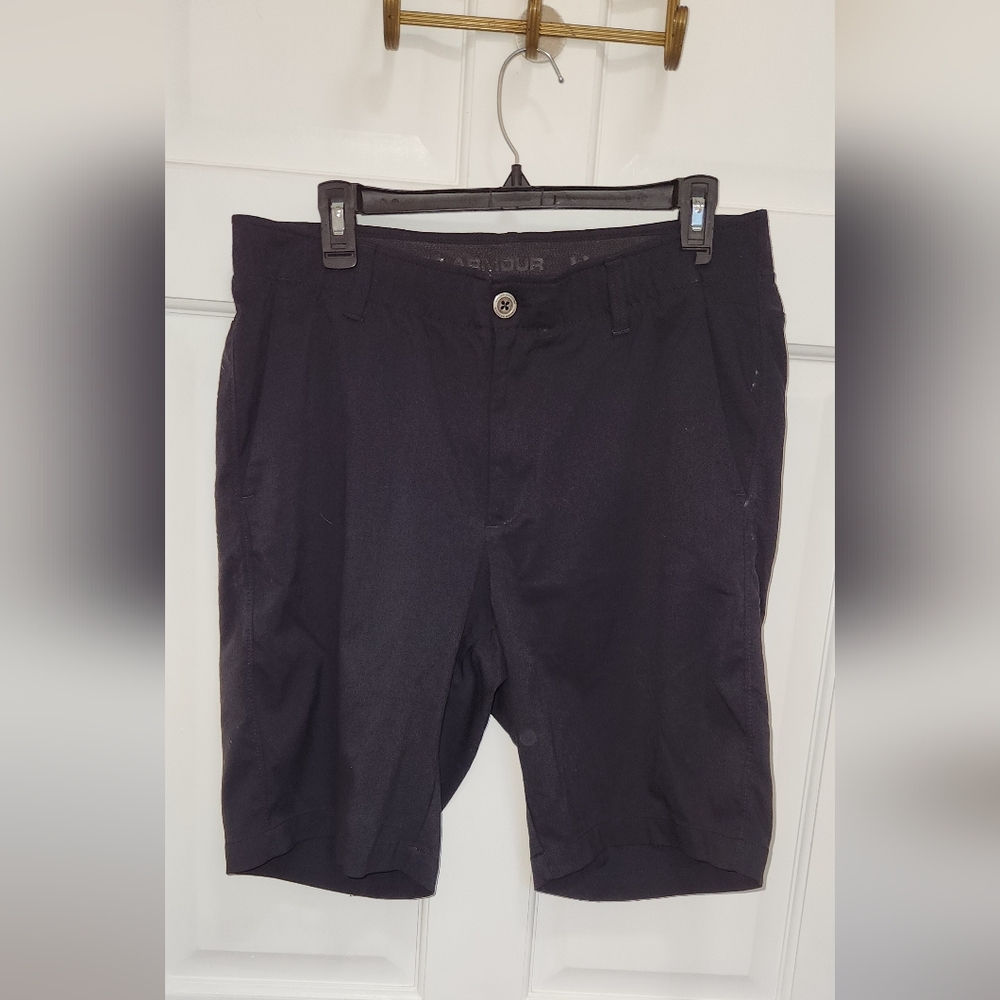 Men's Under Armour Black Golf Shorts